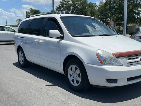Used 2009 Kia Sedona LX FWD image 6
