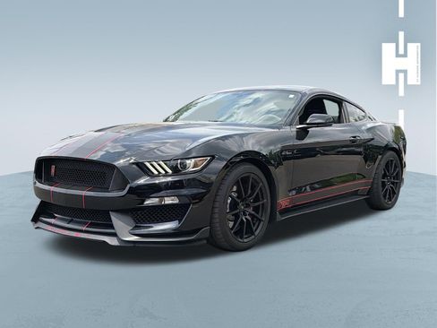 Used 2017 Ford Mustang Shelby GT350 w/ Electronics Package RWD image 2