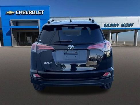 Used 2016 Toyota RAV4 LE FWD image 7