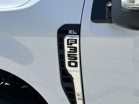 New 2026 Ford F350 XL w/ XL Chrome Package AWD/4WD image 28