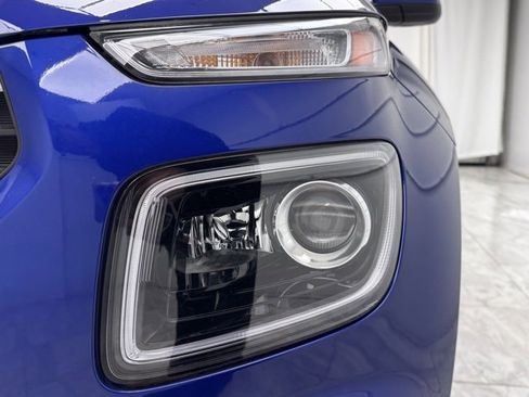 Used 2022 Hyundai Venue Limited w/ Cargo Package image 13