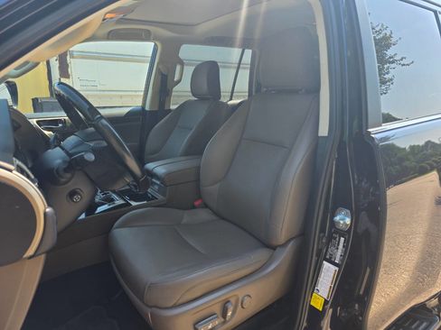 Used 2021 Lexus GX 460 Premium image 14