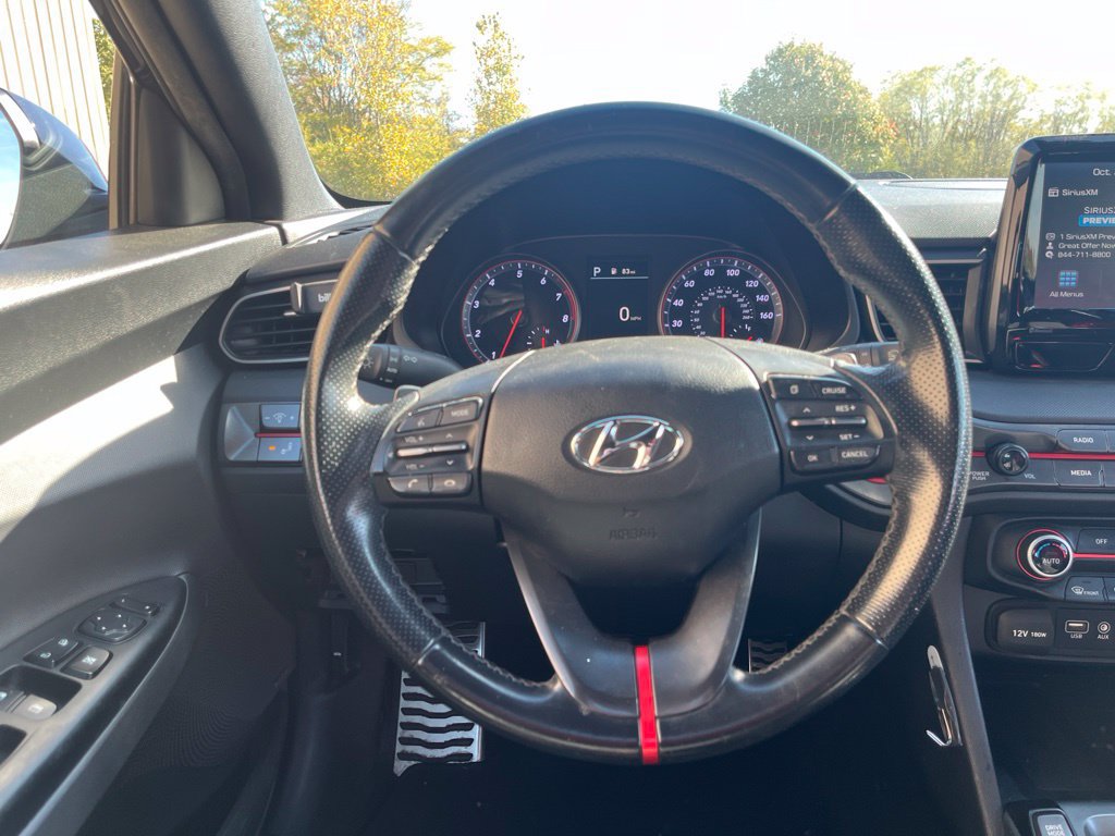 Used 2020 Hyundai Veloster Turbo FWD image 17