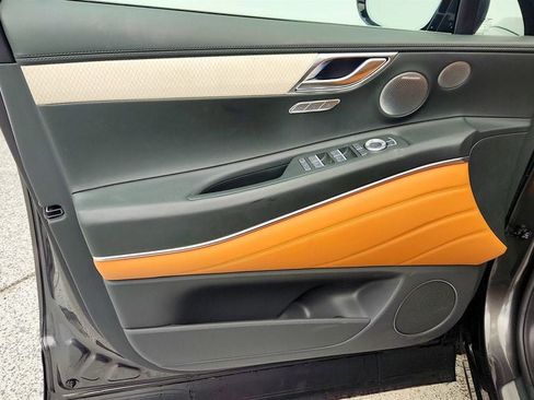 Used 2025 Genesis GV80 3.5T Advanced image 11