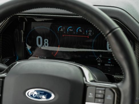 Used 2022 Ford F150 Lariat w/ Equipment Group 502A High AWD/4WD image 58