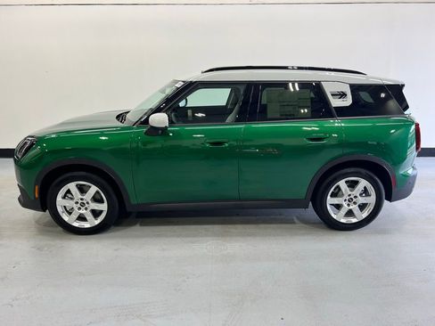 Certified 2025 MINI Cooper Countryman S image 2