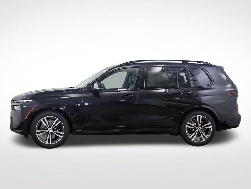 Used 2027 BMW X7 xDrive40i w/ M Sport Package AWD/4WD image 2