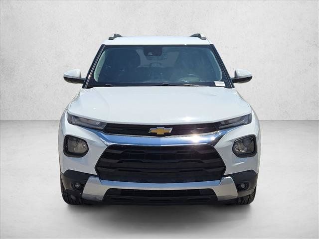 Used 2021 Chevrolet TrailBlazer LT w/ Convenience Package FWD image 2