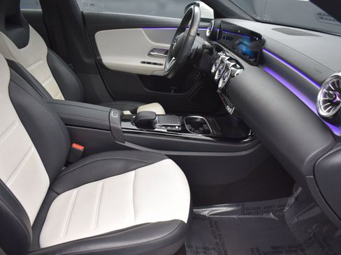 Used 2022 Mercedes-Benz CLA 250 4MATIC w/ AMG Line image 17