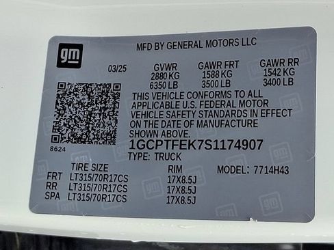 Used 2025 Chevrolet Colorado ZR2 w/ ZR2 Bison Edition AWD/4WD image 28