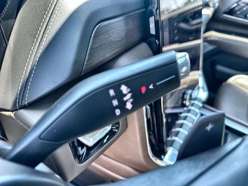 New 2026 GMC Yukon Denali Ultimate w/ LPO, Floor Liner Package AWD/4WD image 26