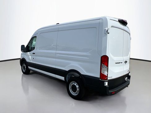 New 2026 Ford Transit 250 148 Medium Roof RWD image 10
