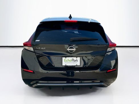 Used 2024 Nissan Leaf S image 7