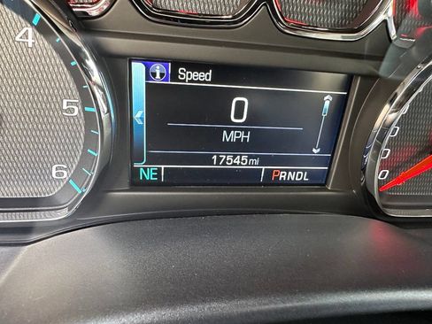 Used 2019 Chevrolet Silverado 1500 LT w/ All Star Edition AWD/4WD image 11