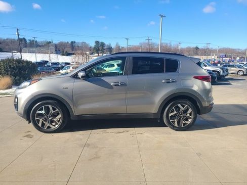Used 2020 Kia Sportage EX w/ Option Group 15 image 5