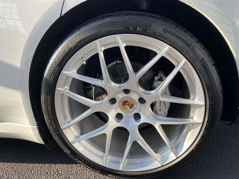 Used 2014 Porsche Panamera 4S image 8