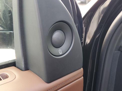 New 2026 Lincoln Navigator Reserve image 9