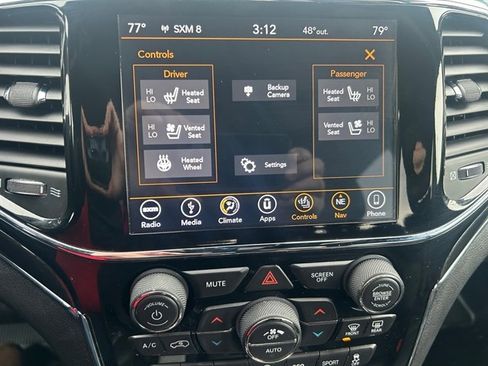 Used 2019 Jeep Grand Cherokee Trailhawk w/ Trailhawk Luxury Group image 28