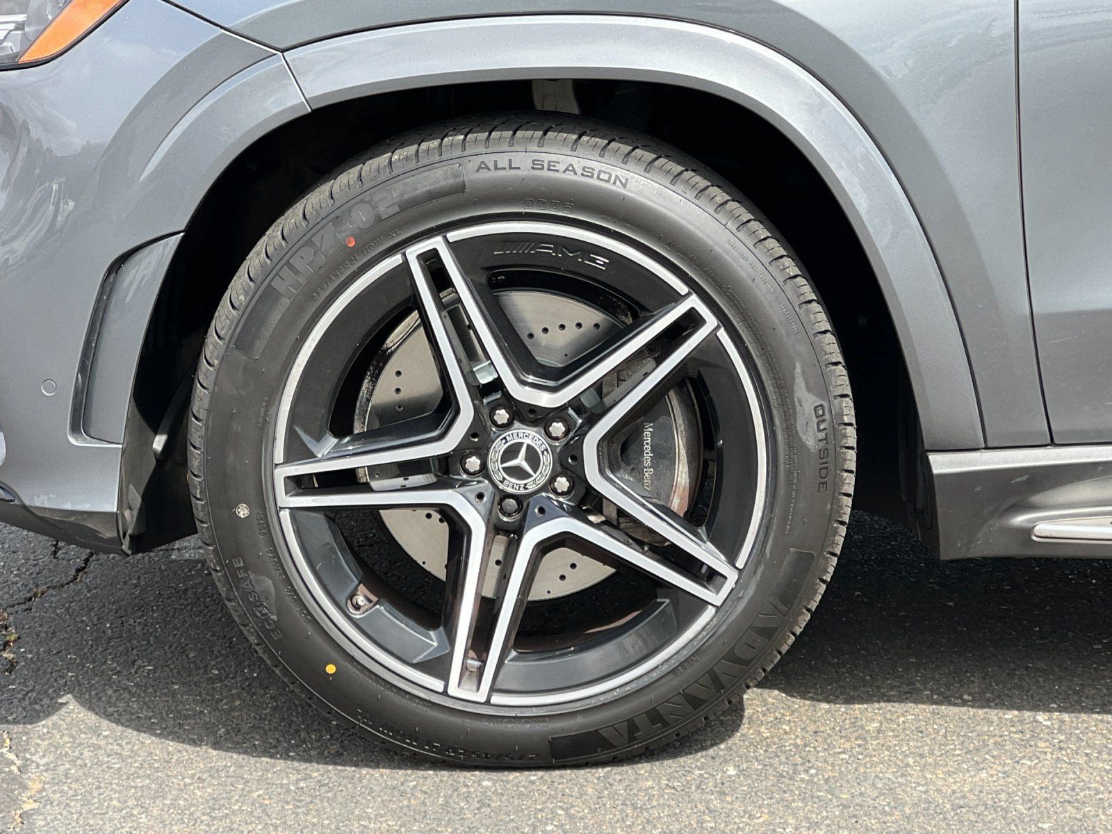 Used 2022 Mercedes-Benz GLS 450 4MATIC image 26