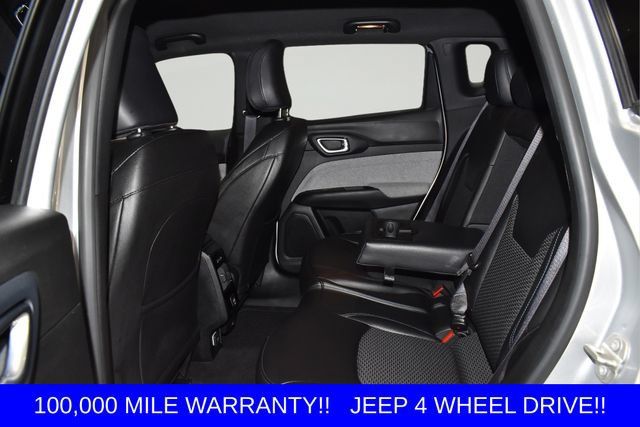 Used 2024 Jeep Compass Latitude AWD/4WD image 19