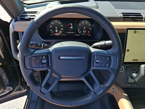 New 2026 Land Rover Defender 130 X-Dynamic SE AWD/4WD image 11