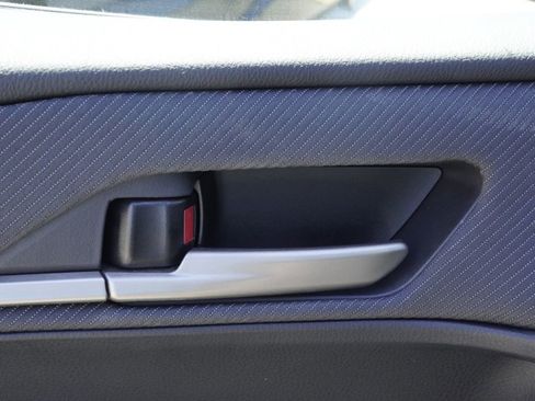 Used 2025 Toyota Camry SE FWD image 8