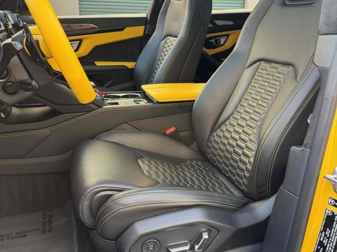 Used 2021 Lamborghini Urus image 49