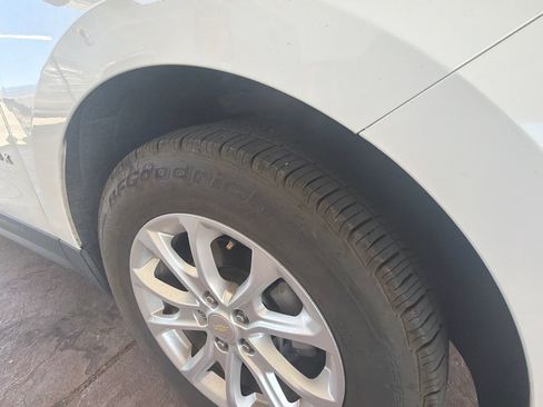Used 2021 Chevrolet Equinox LT FWD image 4
