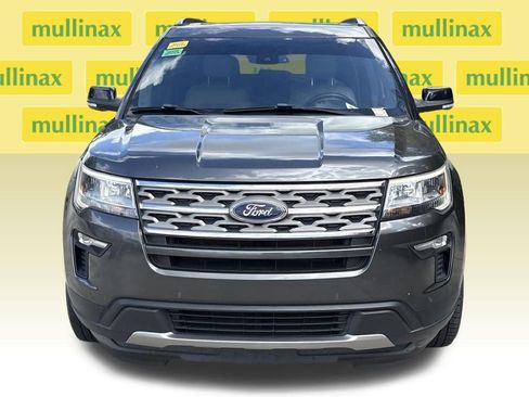 Used 2018 Ford Explorer XLT w/ Equipment Group 202A image 14