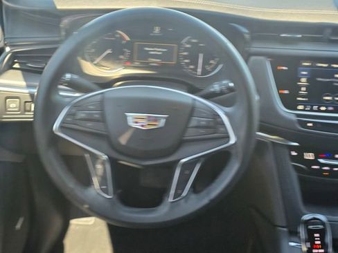 Used 2024 Cadillac XT5 Luxury image 17