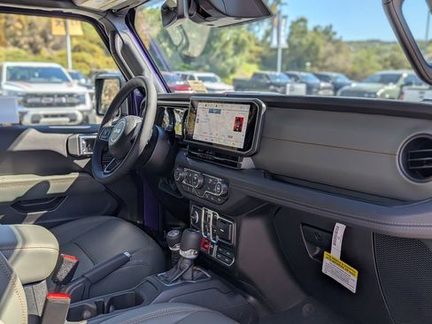 New 2026 Jeep Gladiator Mojave image 27