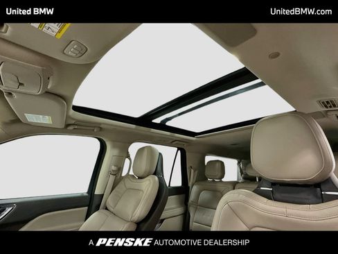 Used 2024 Lincoln Navigator L Reserve AWD/4WD image 12