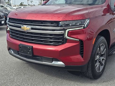 Used 2021 Chevrolet Tahoe LT w/ LT Signature Package image 11