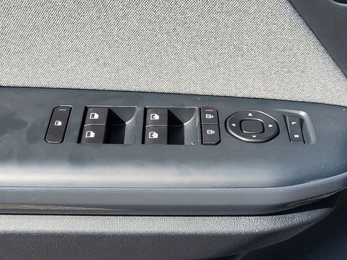 New 2025 Kia K4 EX image 8