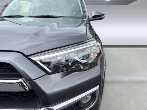 Used 2019 Toyota 4Runner Limited AWD/4WD image 11