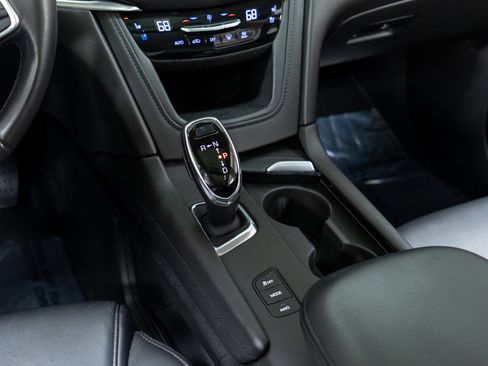 Used 2018 Cadillac XT5 Premium Luxury image 20