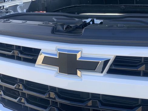 Certified 2024 Chevrolet Silverado 1500 RST AWD/4WD image 29