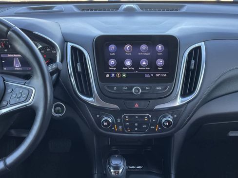 Used 2021 Chevrolet Equinox Premier image 13