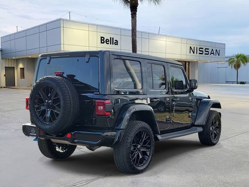 Used 2024 Jeep Wrangler High Altitude AWD/4WD image 6