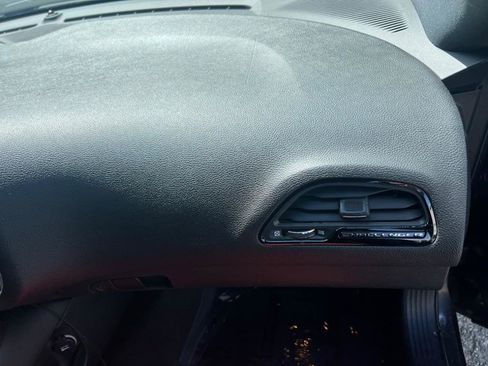 Used 2017 Dodge Challenger R/T Plus image 21