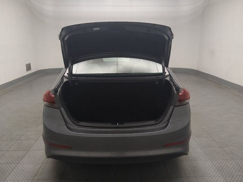 Used 2017 Hyundai Elantra SE w/ SE A/T Tech Package 03 FWD image 29