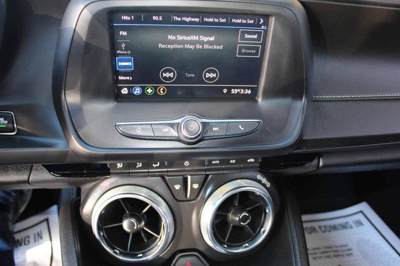 Used 2020 Chevrolet Camaro LT RWD image 21