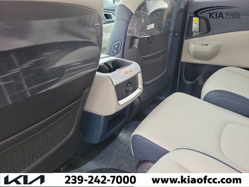 New 2026 Kia Carnival EX FWD image 14