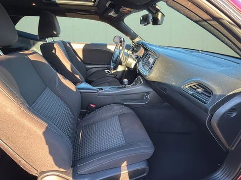 Certified 2019 Dodge Challenger SXT w/ Blacktop Package image 41