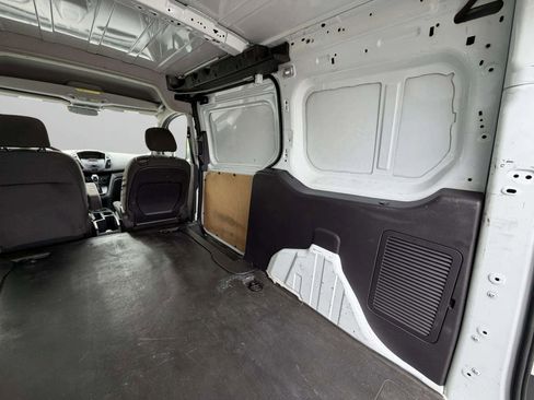 Used 2017 Ford Transit Connect XL FWD image 9