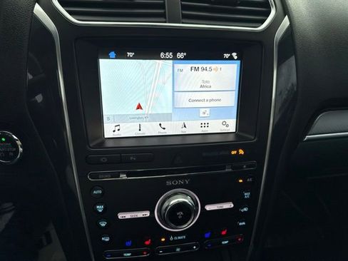Used 2018 Ford Explorer Sport w/ Equipment Group 401A AWD/4WD image 4
