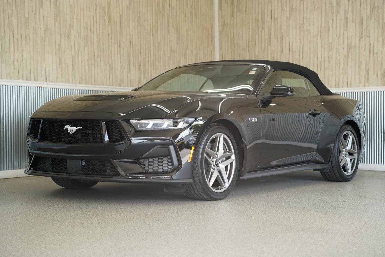 Used 2024 Ford Mustang GT Premium RWD image 4