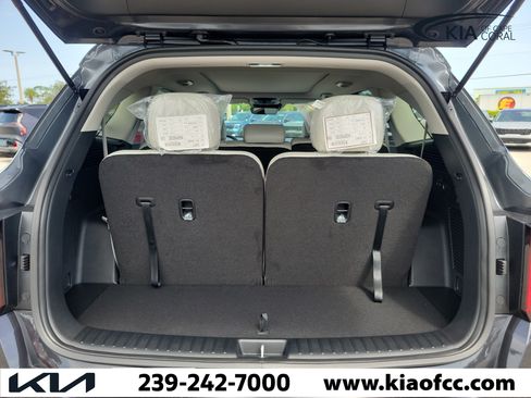 New 2026 Kia Sorento S w/ S Panoramic Sunroof Package FWD image 10