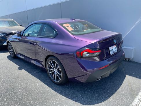 Used 2024 BMW 230i Coupe w/ Convenience Package RWD image 4