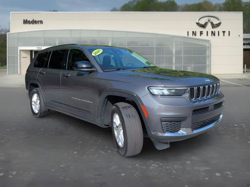 Used 2021 Jeep Grand Cherokee L Laredo w/ Luxury Tech Group I RWD image 2